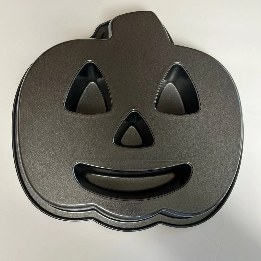 Wilton pumpkin jack’o
